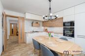 Prodej bytu 3+1 94m2, cena 6099000 CZK / objekt, nabízí 