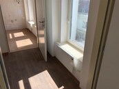 Pronájem nízkonákladového bytu vhodného pro osoby se sníženou možností pohybu a občany pobírající důchod, cena 3493 CZK / objekt / měsíc, nabízí ERA Estate Agency