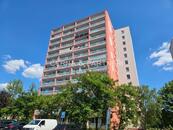 Prodej světlého bytu 2+kk (49 m²) se zasklenou lodžií Most, ul. Rozmarýnová, cena 2350000 CZK / objekt, nabízí 