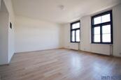 Pronájem bytu 1+1, 42 m2, Ústí nad Labem, Drážďanská ul., cena 8000 CZK / objekt / měsíc, nabízí 