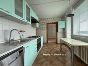 Pronájem revitalizovaného bytu 3+1L na Střekově, ul. Kamenná v Ústí nad Labem, cena 12400 CZK / objekt / měsíc, nabízí 