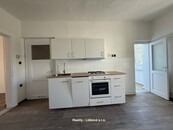 Pronájem zrekonstruovaného bytu 2+1 ul. Purkyňova, Ústí nad Labem Střekov, cena 12000 CZK / objekt / měsíc, nabízí Reality - Lišková s.r.o.