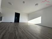 Pronájem bytu 3+kk (65 m2) Lipská, Chomutov, cena 13500 CZK / objekt / měsíc, nabízí 