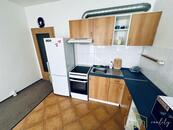 Prodej garsonky 33 m² s převodem do osobního vlastnictví Ústí nad Labem, Bukov, ul. Baráčnická, cena 2590000 CZK / objekt, nabízí 