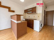 Prodej bytu 1+1, 35 m2, Chomutov, ul. Borová, cena 2145200 CZK / objekt, nabízí 