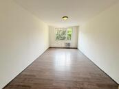 Prodej bytu 2+1, DV, Chomutov, ul. Holešická, cena 1399000 CZK / objekt, nabízí 