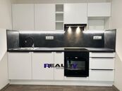 pronájem moderně zrekonstruovaného bytu 4+KK, 91 m2, Žatec, cena 15000 CZK / objekt / měsíc, nabízí 