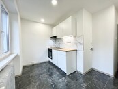 Pronájem bytu 2+1 s balkonem, ul. Důlce, Ústí nad Labem., cena 12900 CZK / objekt / měsíc, nabízí 