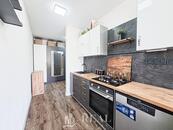 Prodej byt 3+1, 60 m 2, DV, Zahradní, Chomutov., cena 2299000 CZK / objekt, nabízí 
